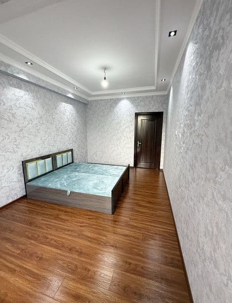 Яккасарайский район, рядом с метро «Космонавтов». 2-комнатна