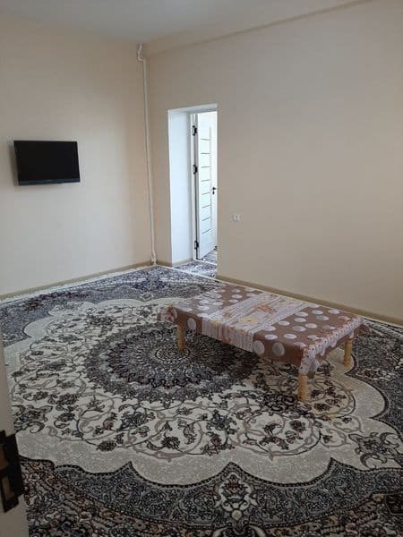 Здаецая 2 комнатная квартира массив куйлук 1 3 этаж  4 этажа