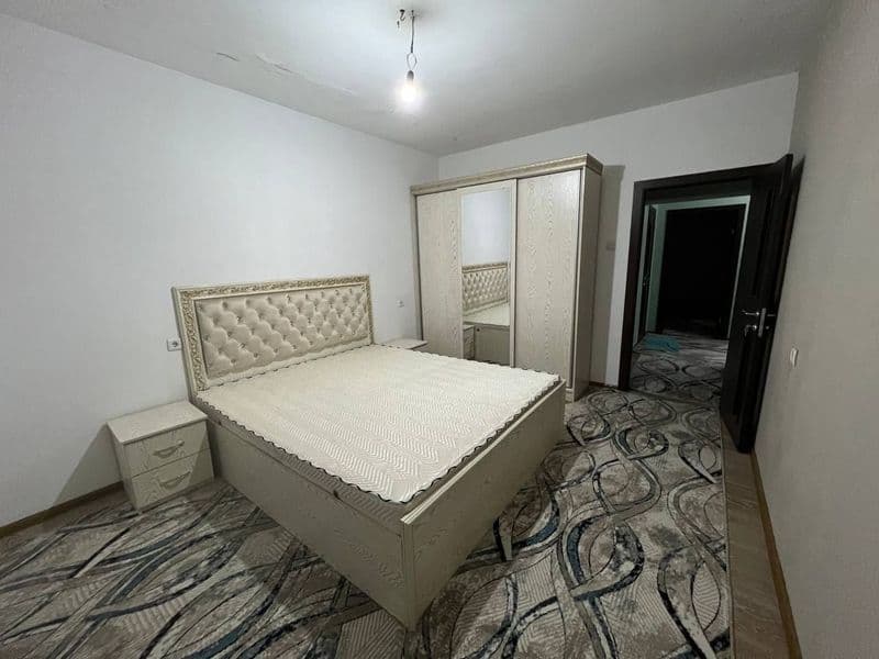 Ижарага квартира.<br />
Яккасарой тум. Мўлжал NEXT <br />
2 