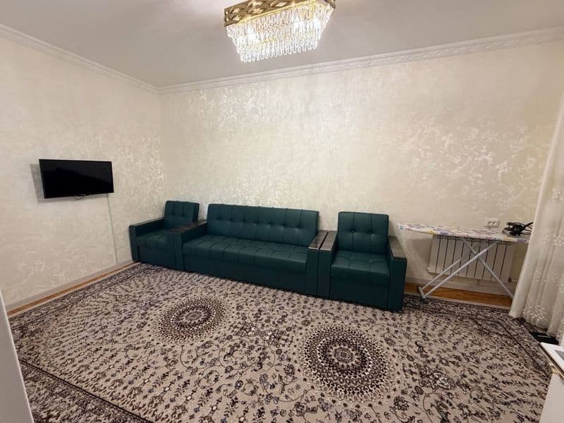 Чиланзар перекрестка Шухрат 2х пер 3х комн квартира, желател