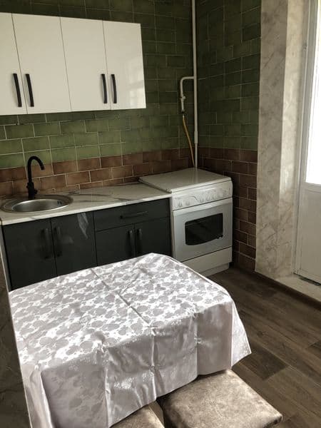 Квартира на Куйлюк-4, 2х комнатная, 2 этаж, после косметичес