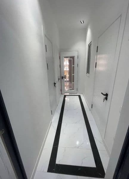 Срочно сдается квартира в Юнусободе на хон саройе 2 комнатна — фото 3