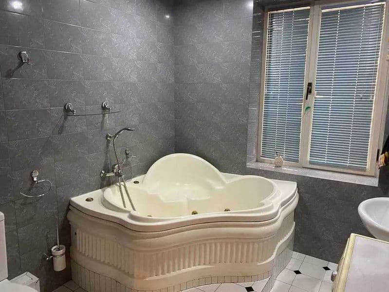 Район: Мирзо Улугбекский<br />
Адрес: Максим Горький<br />
О — фото 5