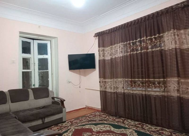 Ит парк <br />
Максим горький<br />
2/2/5<br />
70 м2<br />
