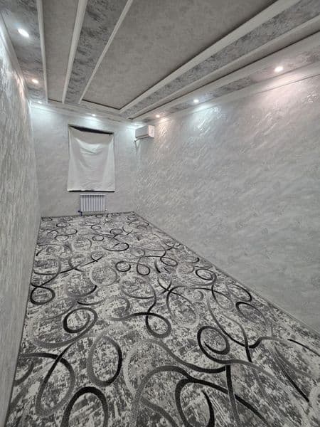 Kvartira arendaga beriladi 2 xonali razdelni bez makler. 905