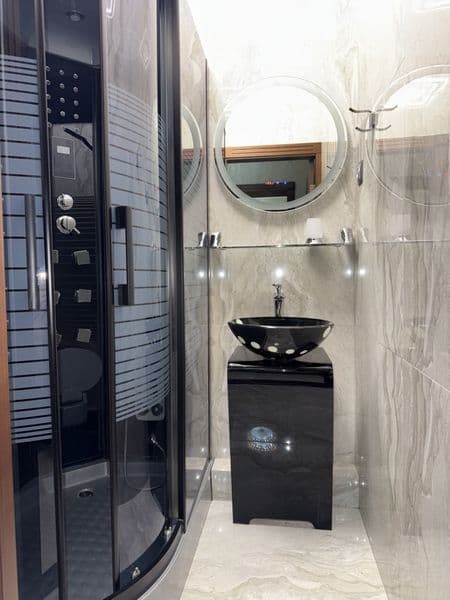 Метро Ойбек 2.2.9 отд.вход франция<br />
67 кв.м<br />
<br / — фото 5