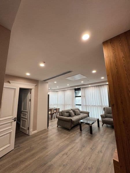 АРЕНДА <br />
Piramit tower<br />
2/40/47<br />
60 кв м<br /