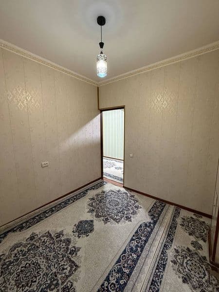 Аренда<br />
Дустлик-2 одна комнатная <br />
переделанная в 