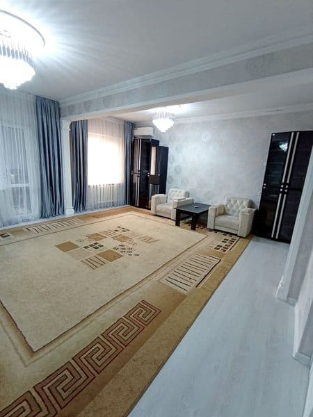 Hamma sharoitlarga ega kvartira 1 xonali kv ijaraga 3 ta qiz