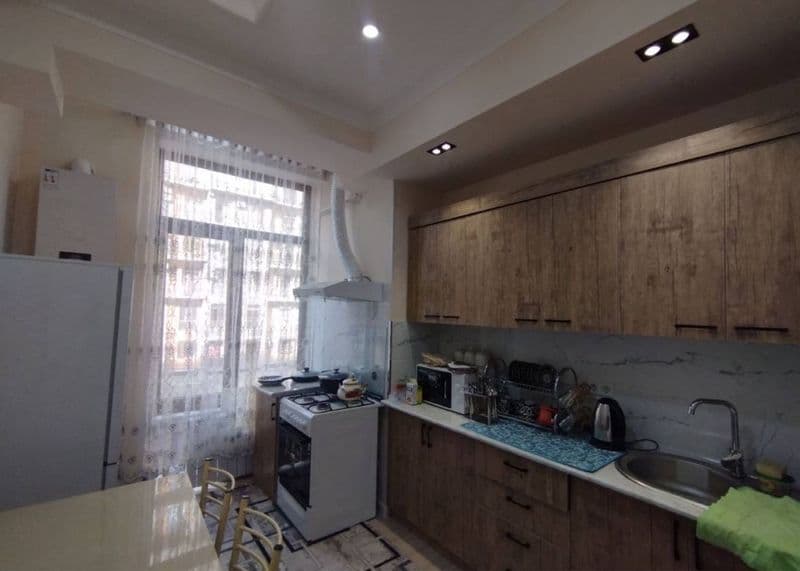 Паркентский<br />
Никто не жил <br />
Все новое<br />
2/2/9< — фото 3