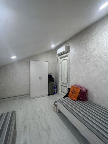 Qizlar uchun ijara uy.<br />
<br />
Yunusobod tumani, Bodomz