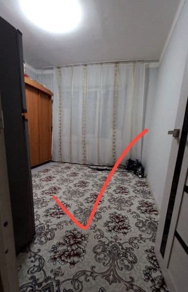 Risiviy tarafda fayzobod korzinkani oldida qizlarga kv bor<b