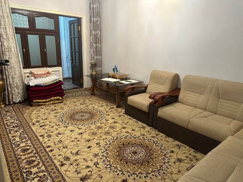 Аренда 2.хонали оилага берилади расмдаги уй хамма шароити бо