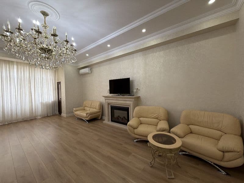 Премиум квартира в ЖК Новомосковская<br />
<br />
Цена аренд