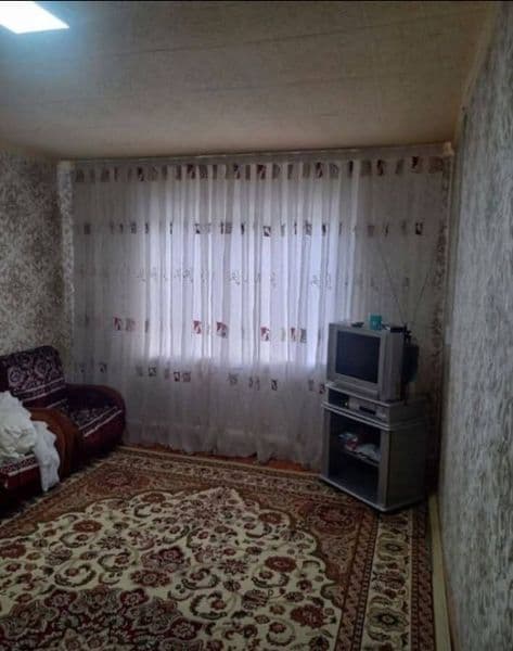 Аренда 2-х комнатная квартира на 2 этаже в деревянном доме,  — фото 2