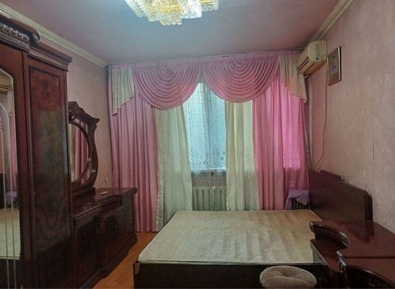 Kvartira ijaraga beriladi <br />
<br />
Rayon: #Chilonzor<br