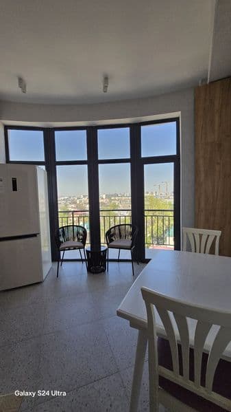 Сдаётся квартира  в новостройке<br />
Ориентир ресторан Оби 