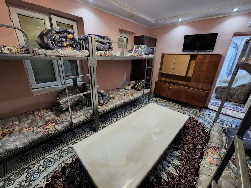 В КВАРТИРВ ЕСТ ИНТЕТНЕТ кухнуа холодлник<br />
Кирмашн <br / — фото 5