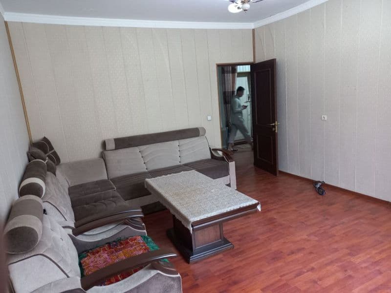 Аренда. Медгородок янги ташми расмдаги уй оилага 1.хонали ои