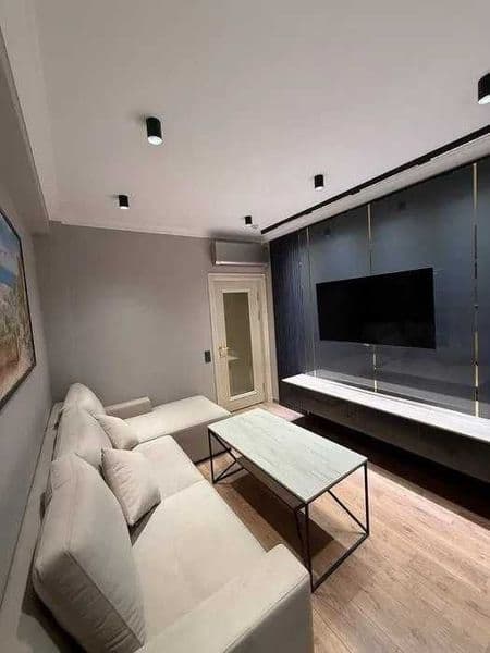 Сдаётся отличная и уютная квартира!<br />
<br />
 Район: Мир — фото 2