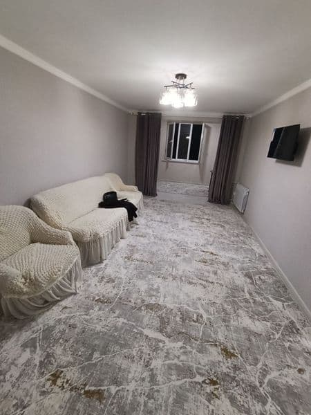 На массиве Ялангач съдам уютную чистую квартиру 2/2/4 кирпич — фото 4