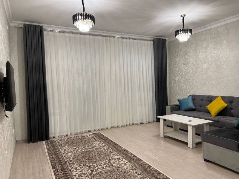 Квартира находится в ЖК "Assalom Sohil" (Golden House).<br /