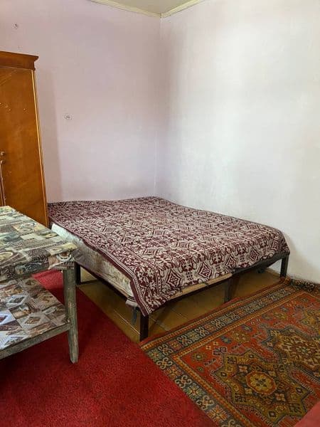 Сдаеться комната в бектемирском районе ( женщине)