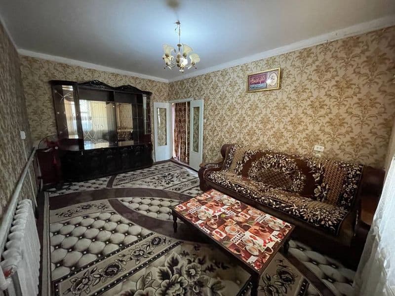 Район - Алмазарский<br />
Ориентир - Парк победа <br />
Комн