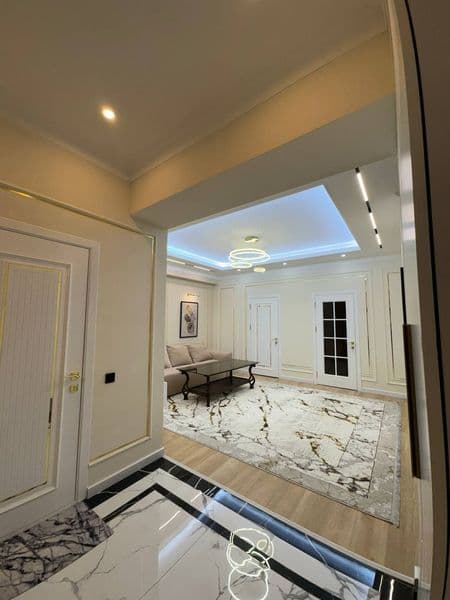 Srochna arendaga beriladi<br />
Akuratniy insonlarga<br />
M