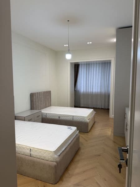 Сдаётся просторная квартира в Олмазарском районе (Тинчлик, А