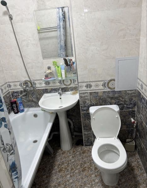 Арендага квартира топширилади <br />
Нархи 300 у.е болиши <b — фото 4