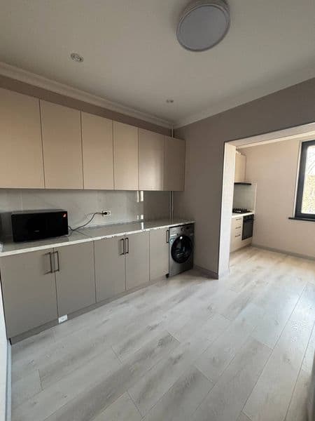 Срочно срочно сдаётся в аренду на долгий срок только после р