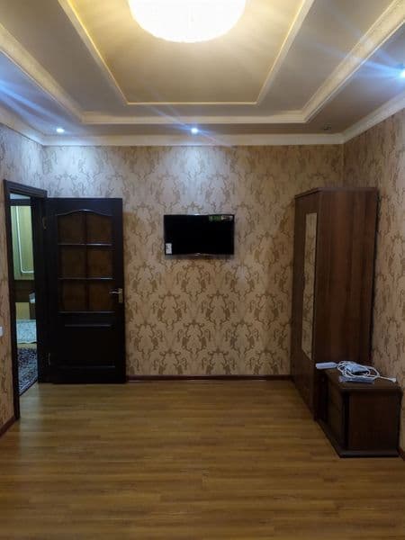 M <br />
Arenda oilaga faqat<br />
Jixozlari bn<br />
Srocna