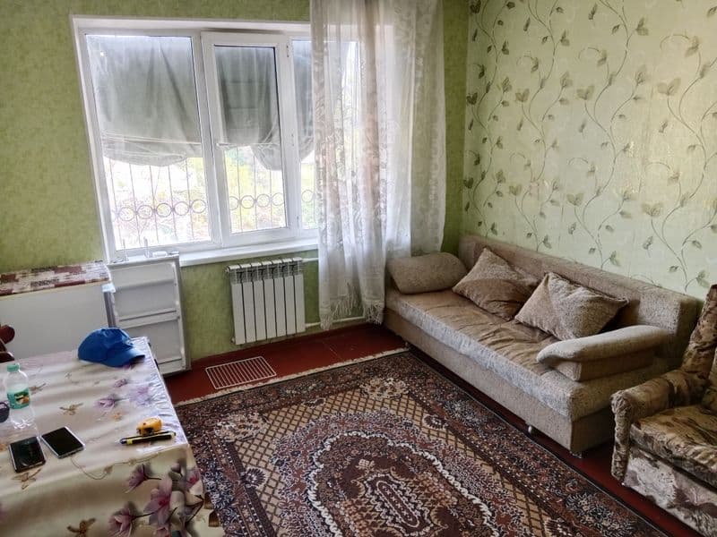 Сдаётся бывшее общежитие 20м2 ,с условиями внутри, косметиче