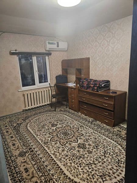 Талаба кизлар учун барча шароитларга эга 2  хонали квартира 