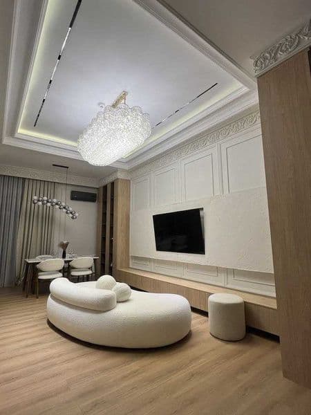 Жилой комплекс: Kazakhstan<br />
Комнат: 3<br />
Этаж: 2<br 