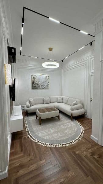 Сдается квартира с красивым ремонтом<br />
<br />
• Район: Ш