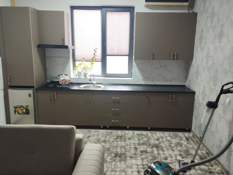 Сдается на длительный срок семейным парам