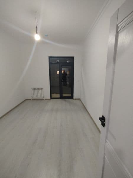 Sergeli yangi hayot sokin makonda 2 xona uy oilaga uzoq mudd