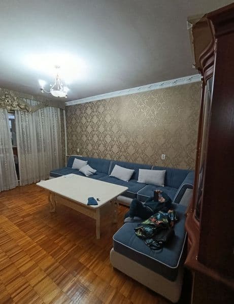 Сдаётся на долгий срок <br />
3х комнатная 3этаж 4дом 77сери