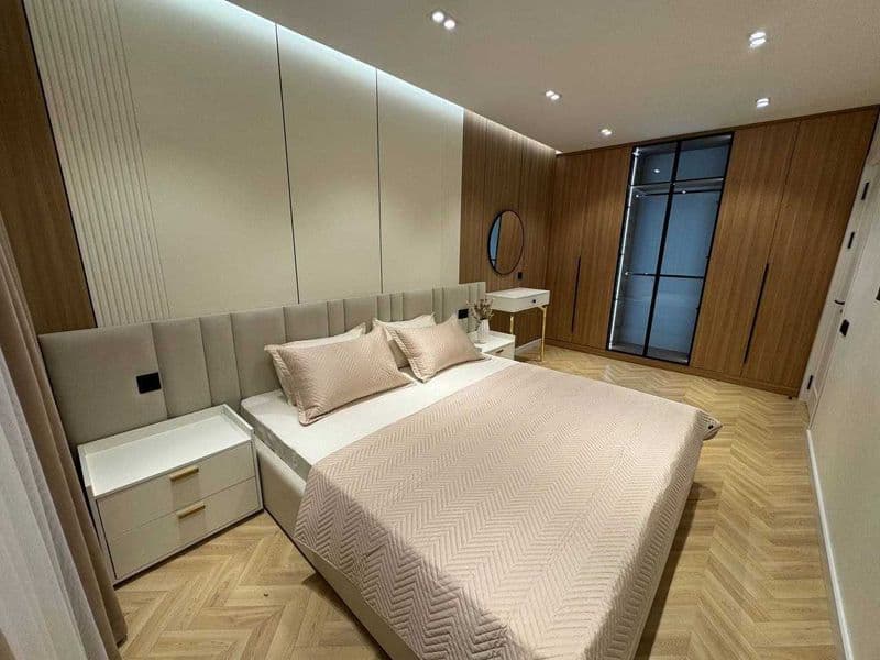 [УА:0117]<br />
Уважаемые гости и жители Ташкента, рады пред