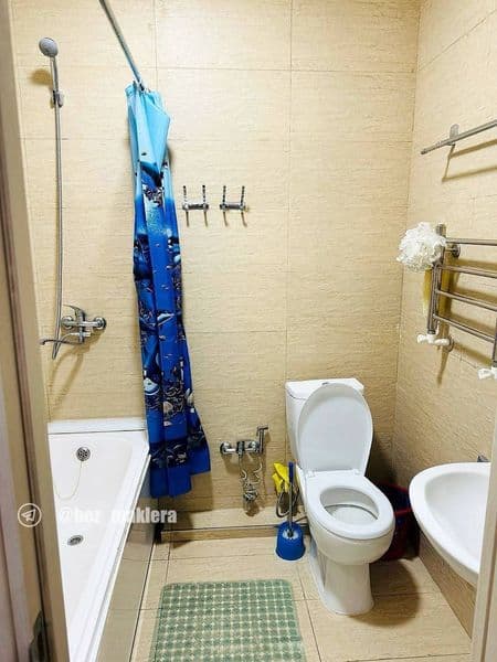 СДАЕТСЯ 2 комнатная квартира, без мебели рядом с метро Бодом — фото 5