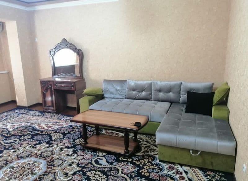 Sebzor 2 xona 2 etaj evro remont xamma sharoiti bilan uzoq m