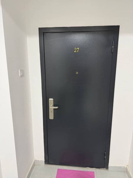 Yangi uy Oʻrikzor odam yshamagan  faqat oilaga beriladi