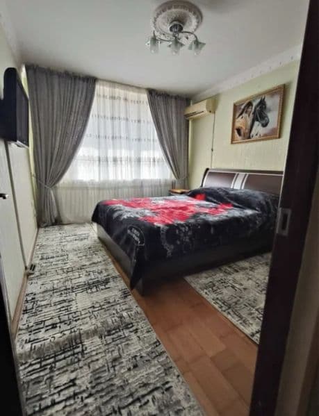 Сдаётся шикарная 3-комнатная квартира <br />
<br />
• Район: