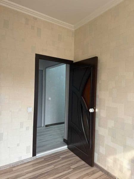 Ijaraga uy beriladi<br />
2 xona 3 etaj<br />
4 etajli dom<b — фото 4