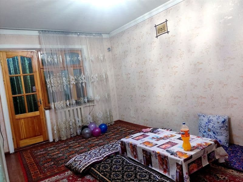 Chilonzor 20 kvartalda 2 etajda 2 xonali kv ijaraga beriladi