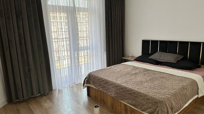 Сдаётся Шикарная Квартира Центр Города<br />
<br />
Район: М