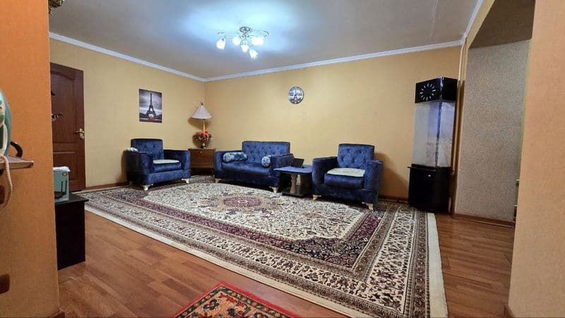 4/2/4 БИИ <br />
Ориентир Метро <br />
Площадь 80м²<br />
Ба