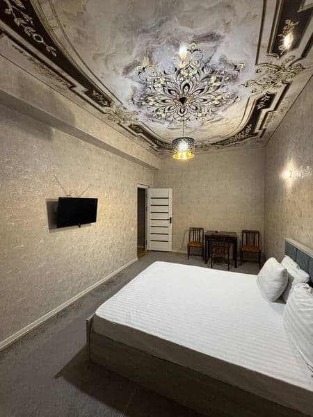 Тинчлик метро яқинида квартира бор<br />
Цена: 2 500 000<br 